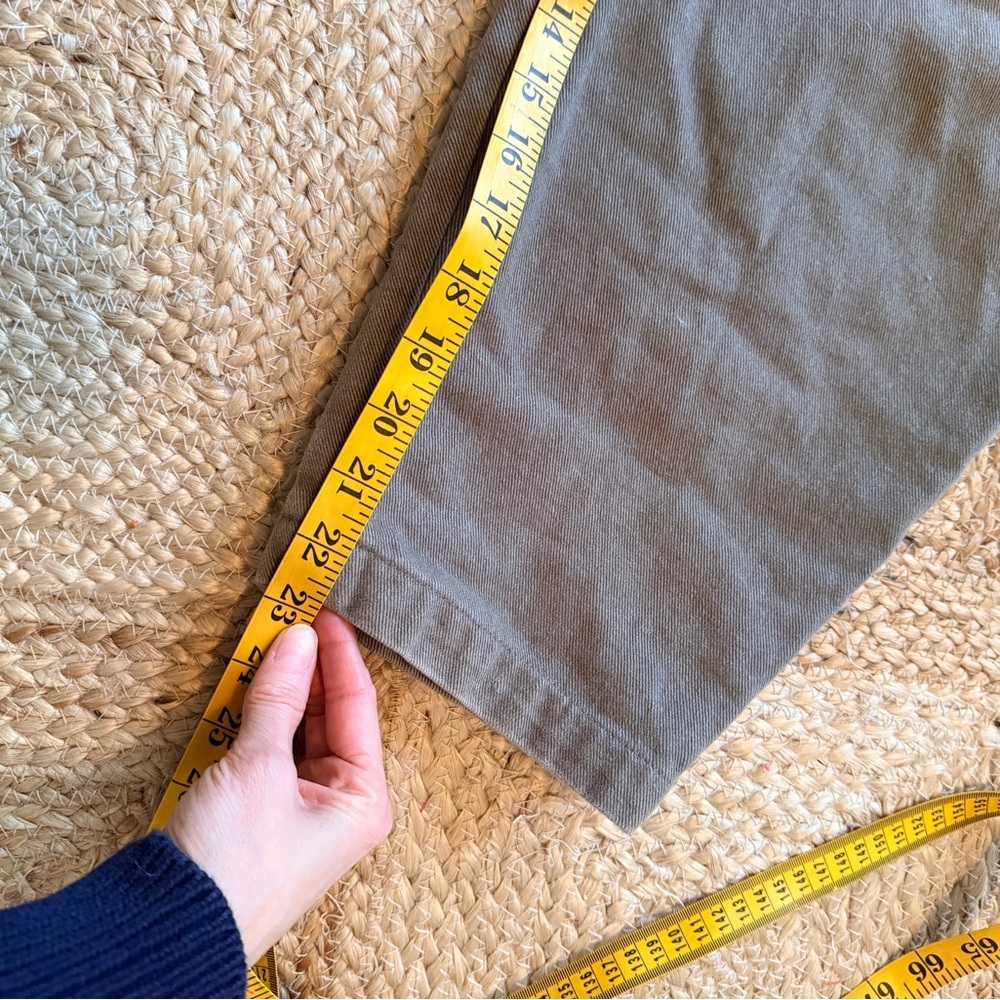 7115 by Szeki NYC Relaxed Elastic Waist Pants in Gray - Picture 10 of 11